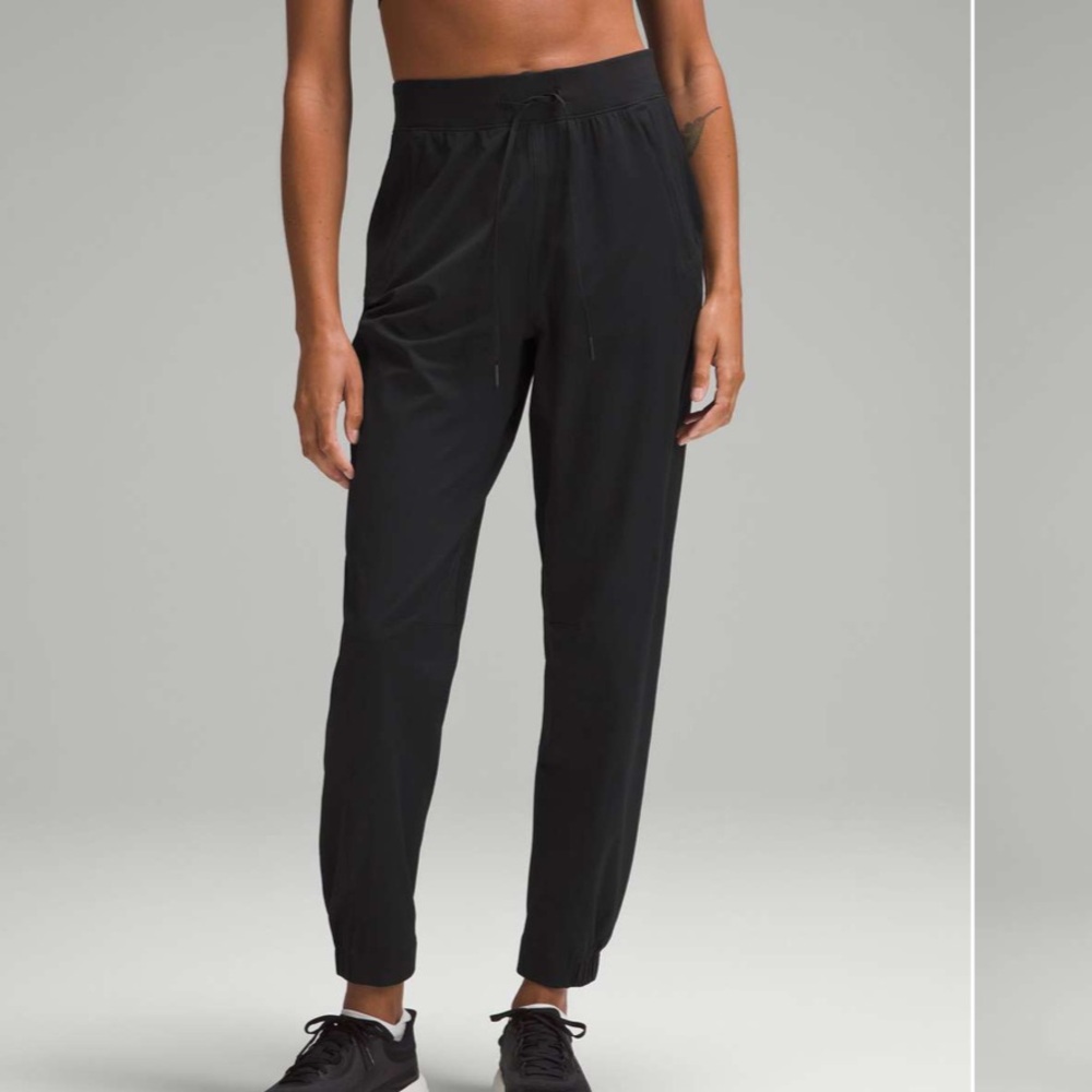 Lululemon // NWOT License to Train High-Rise Pant
Black - Picture 2 of 5